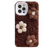 Funda de crochet para iPhone de Daisy Brown